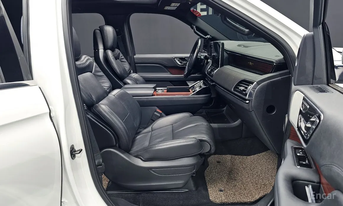 Lincoln Navigator 2018 3.5L