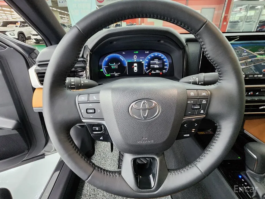 Toyota Camry 2024 2.5 XLE Hybrid