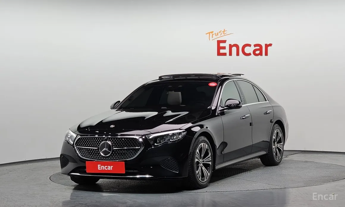Mercedes-Benz E-Class 2024 E200 Avantgarde