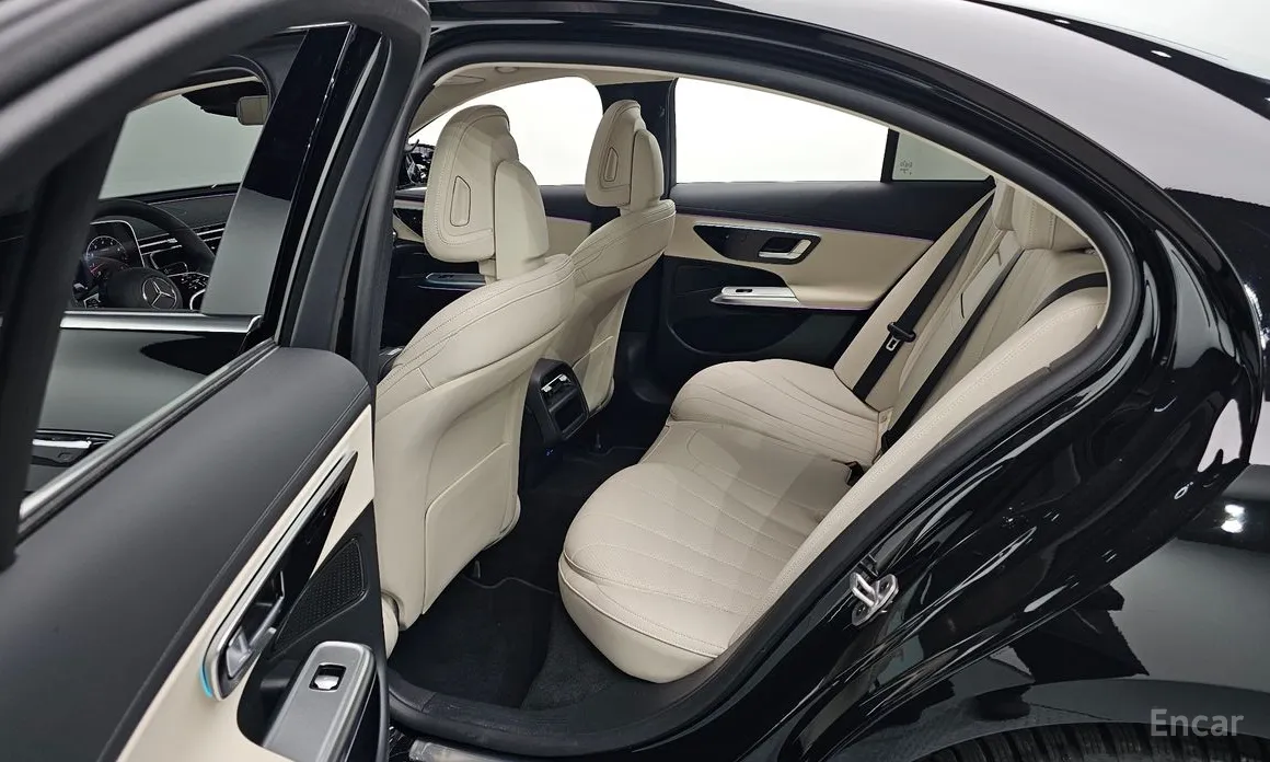 Mercedes-Benz E-Class 2024 E200 Avantgarde