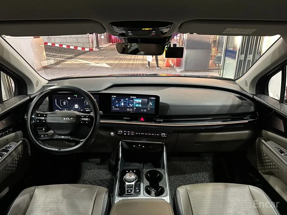 Kia Carnival 2023 Gasoline 9-Seater Gravity