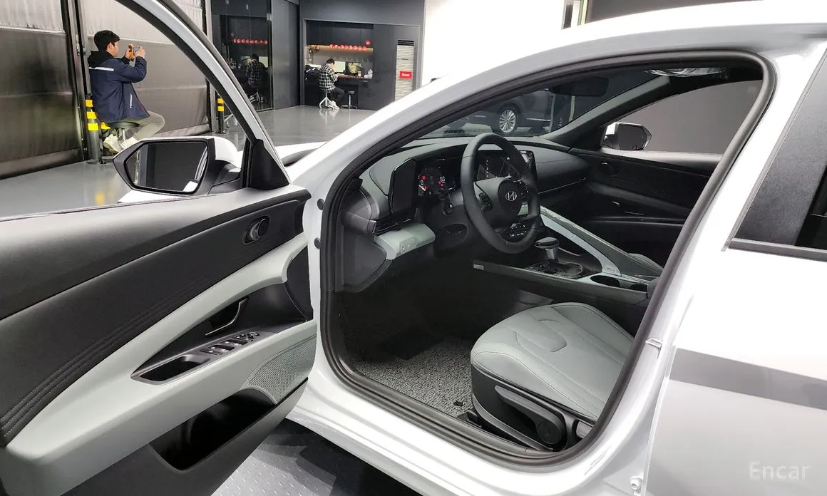 Hyundai Avante 2023 1.6