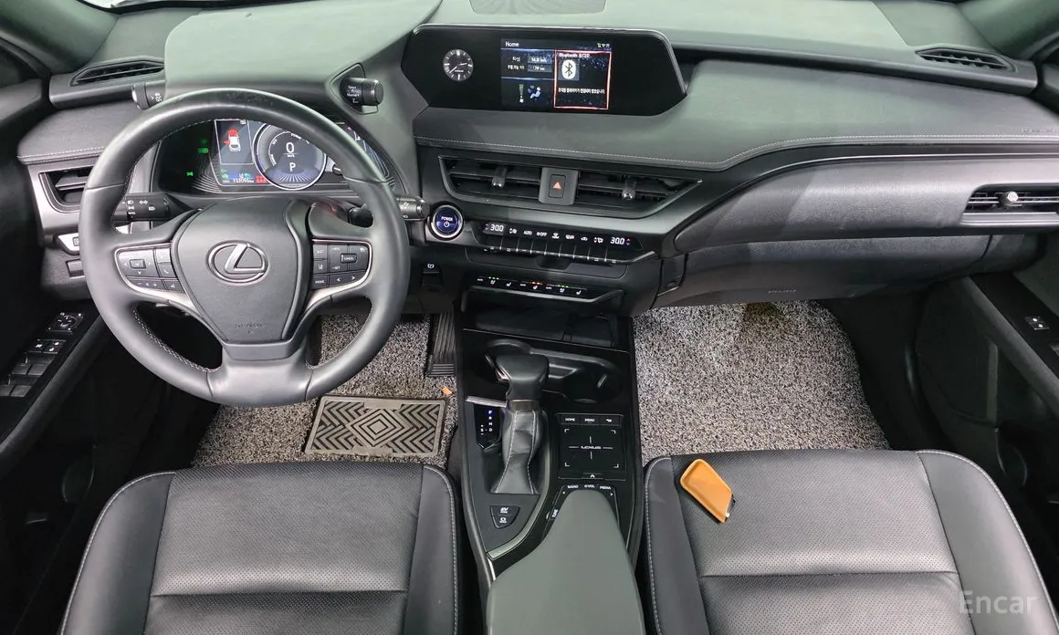 Lexus UX 2019 2.0 2WD