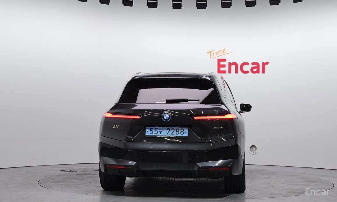 BMW iX 2021 xDrive40 First Edition