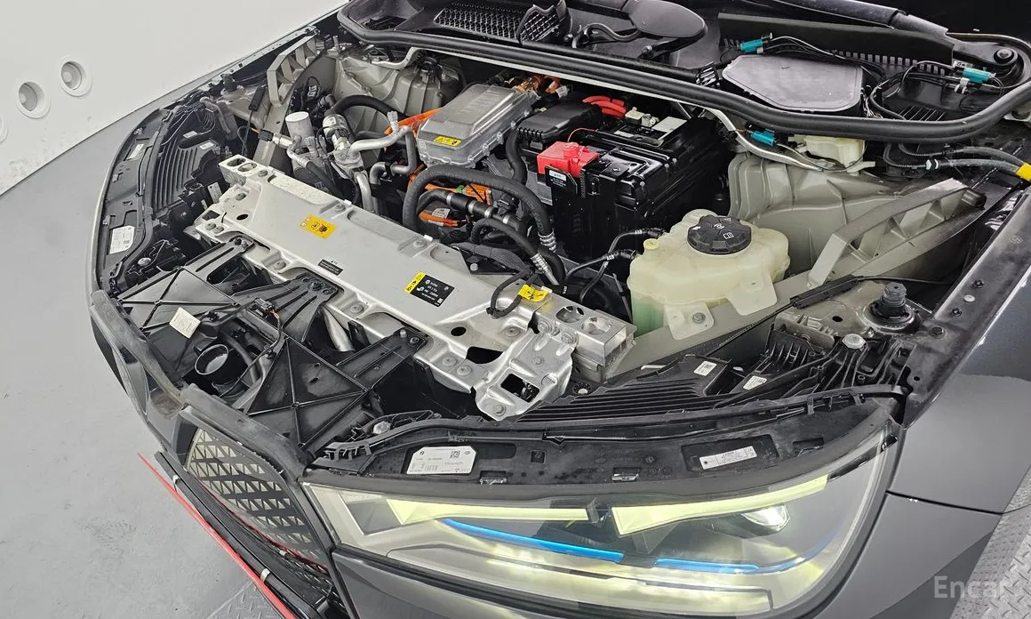 BMW iX 2021 xDrive40 First Edition