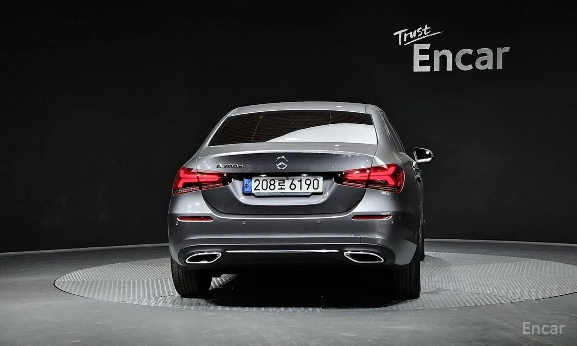 Mercedes-Benz A-Class 2019 A200d Sedan