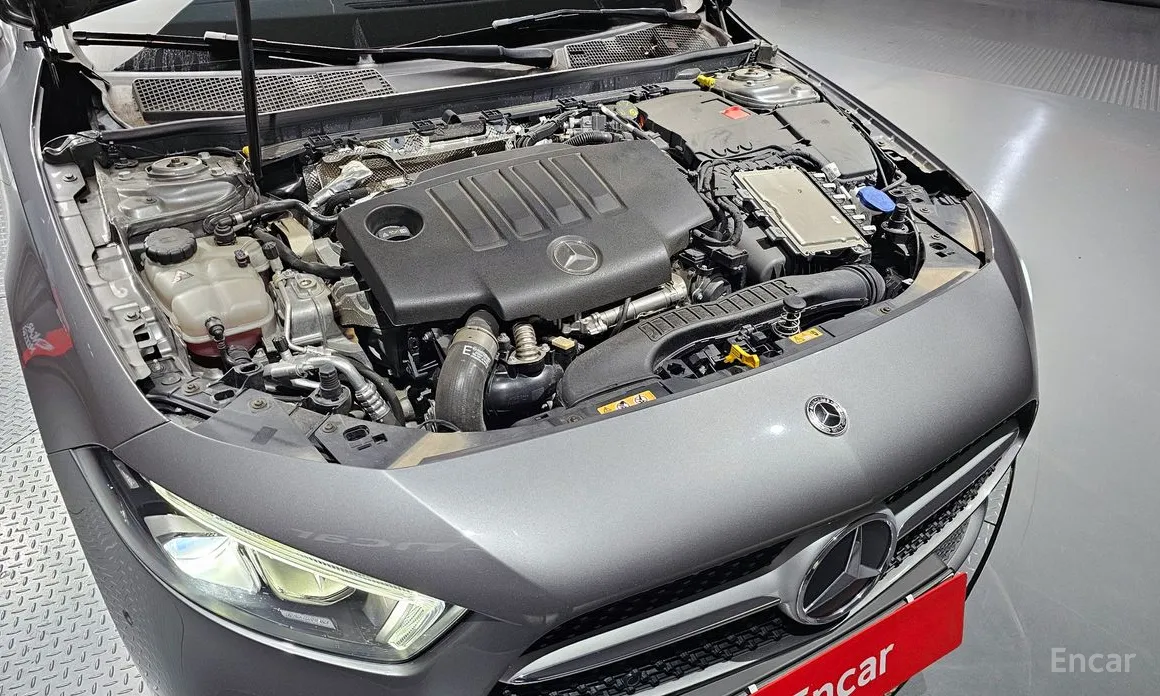 Mercedes-Benz A-Class 2019 A200d Sedan