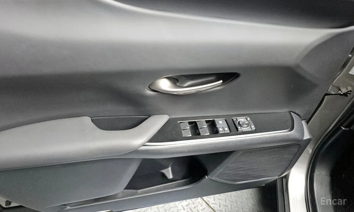 Lexus UX 2019 2.0 2WD