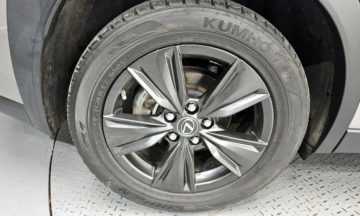 Lexus UX 2019 2.0 2WD