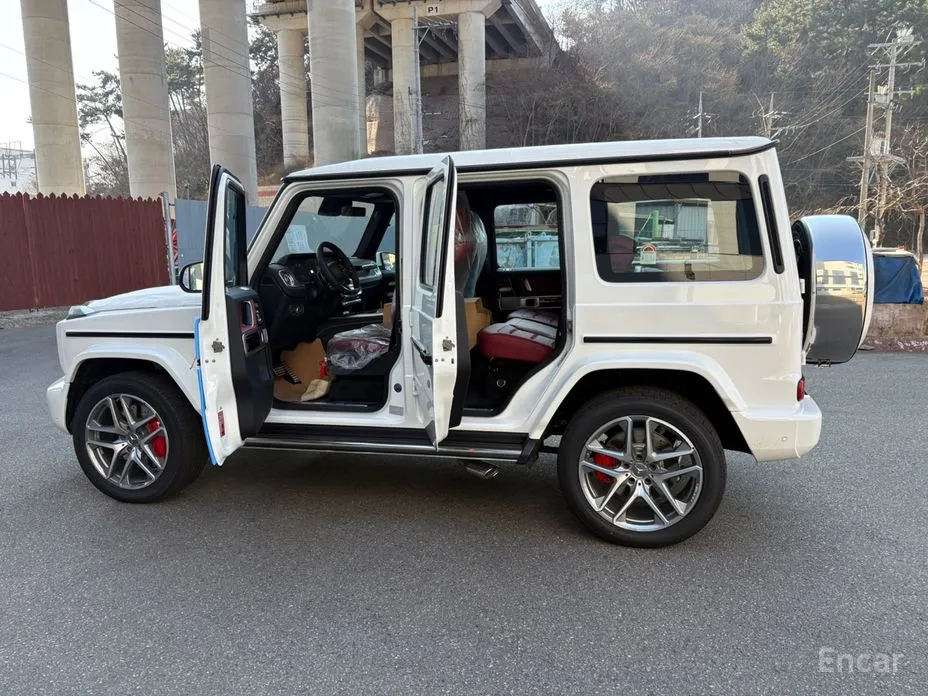 Mercedes-Benz G-Class 2024 AMG G63