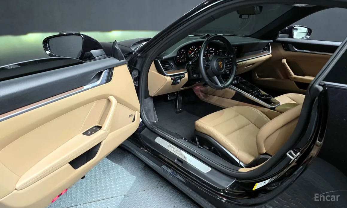 Porsche 911 2019 Carrera