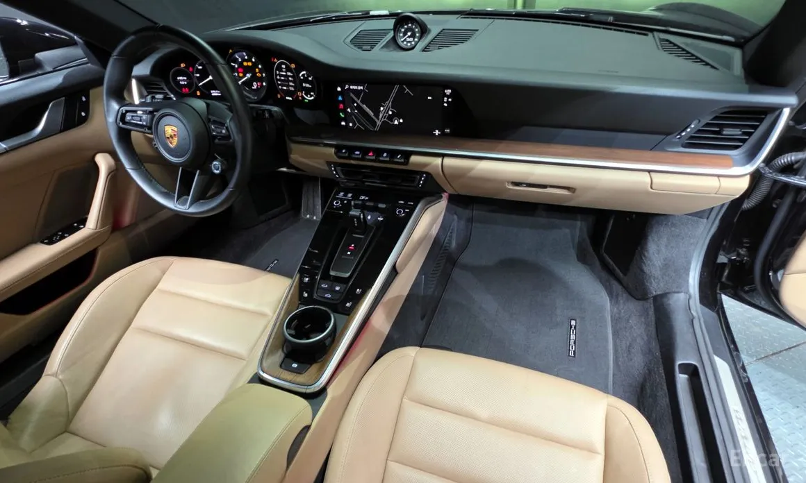 Porsche 911 2019 Carrera