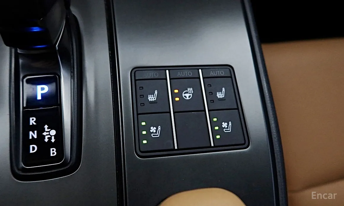 Lexus UX 2024 2.0 2WD