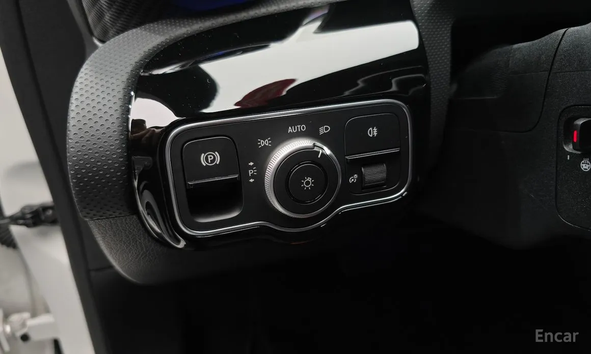 Mercedes-Benz A-Class 2019 A220 Hatchback