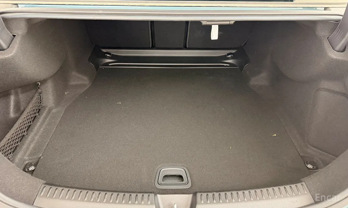 Mercedes-Benz E-Class 2024 E300 4MATIC Exclusive