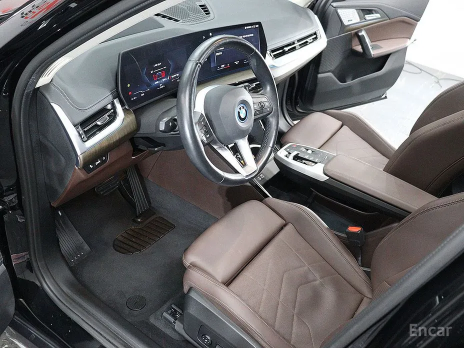 BMW iX1 2023 xDrive 30 xLine