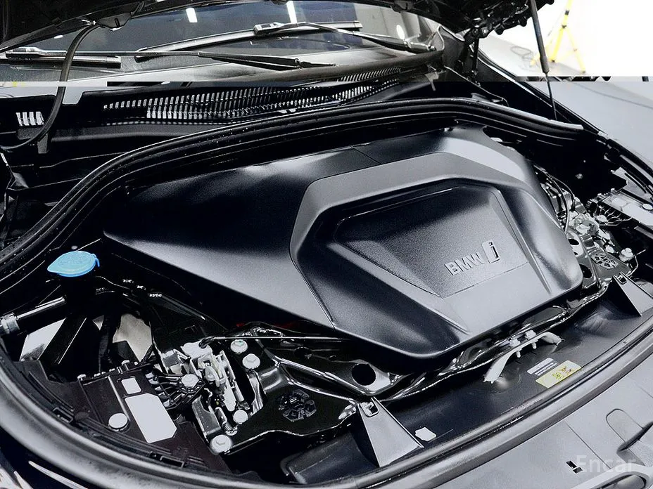 BMW iX1 2023 xDrive 30 xLine