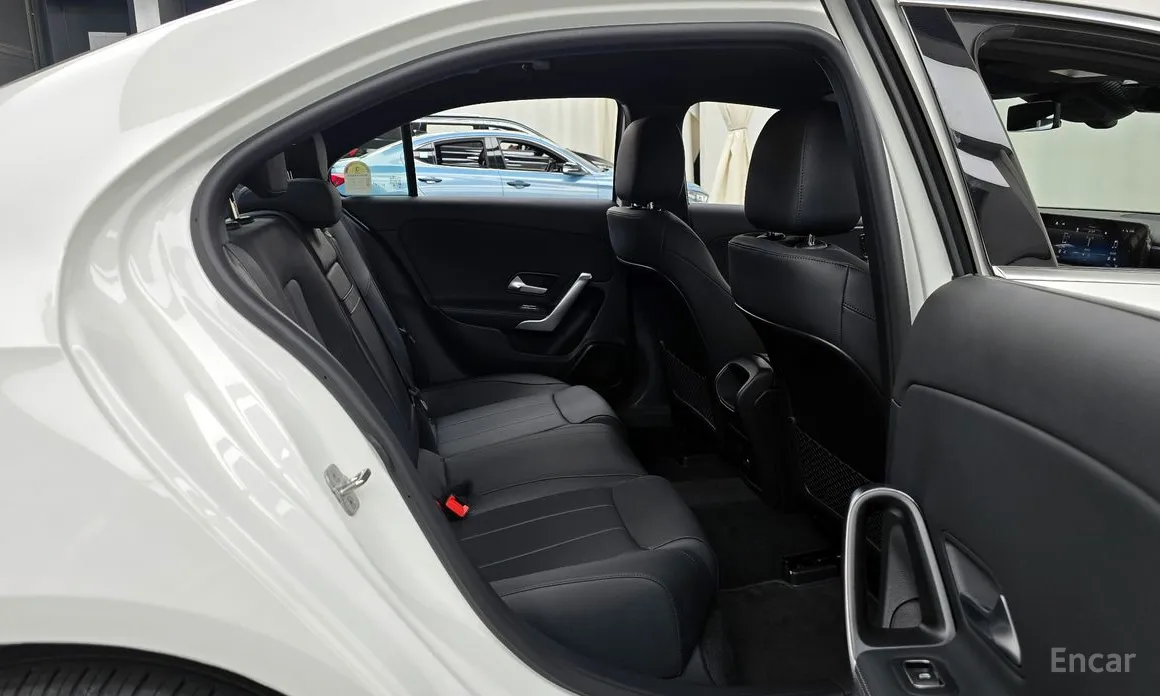 Mercedes-Benz A-Class 2019 A220 Sedan