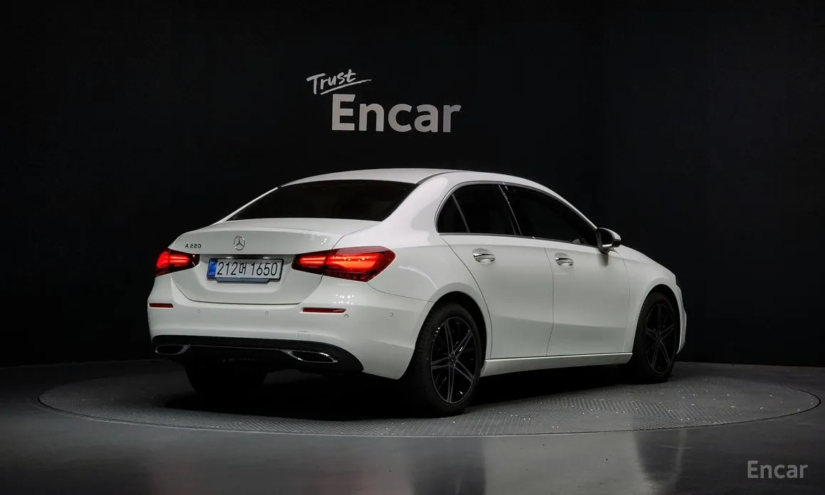 Mercedes-Benz A-Class 2019 A220 Sedan