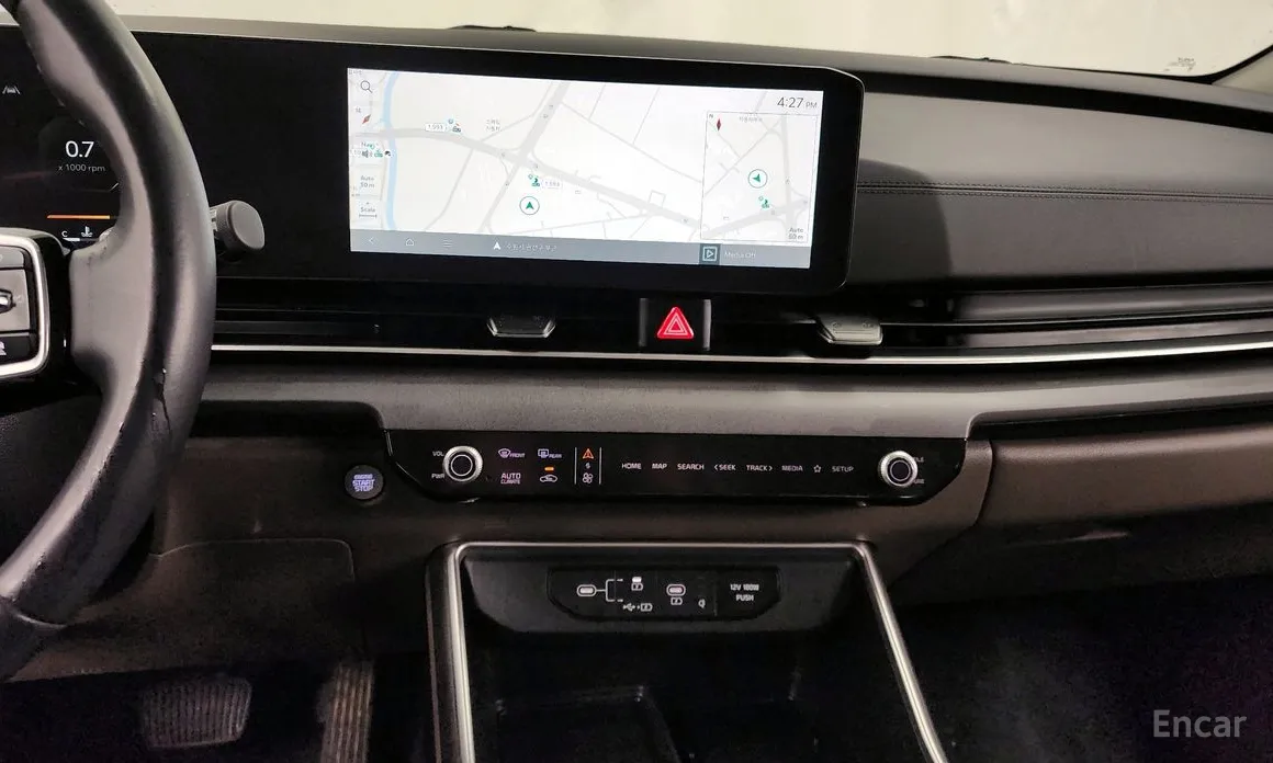 Kia Carnival 2023 9-Seater Prestige