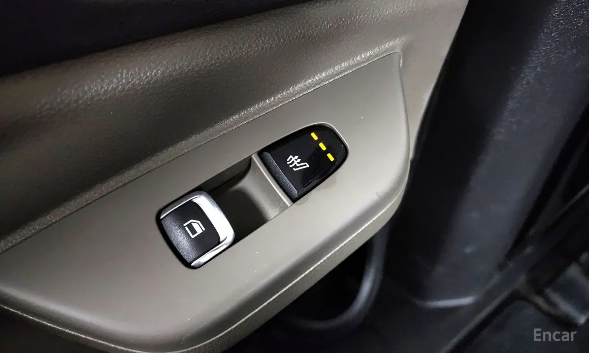 Kia Carnival 2023 9-Seater Prestige