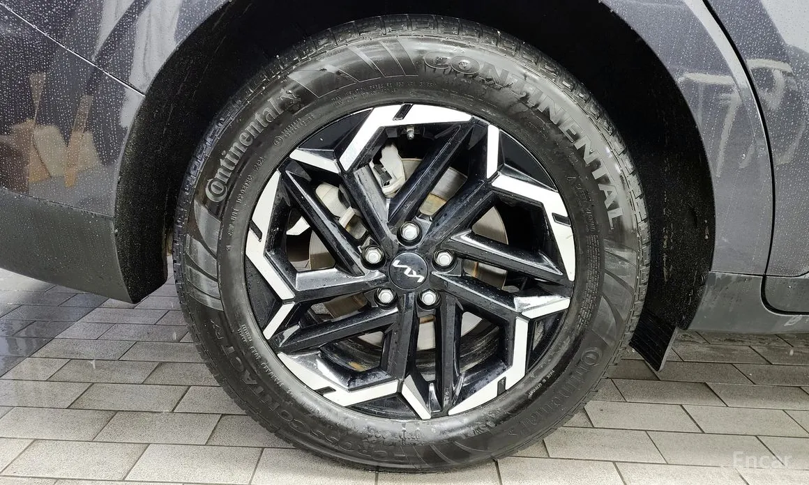 Kia Carnival 2023 9-Seater Prestige