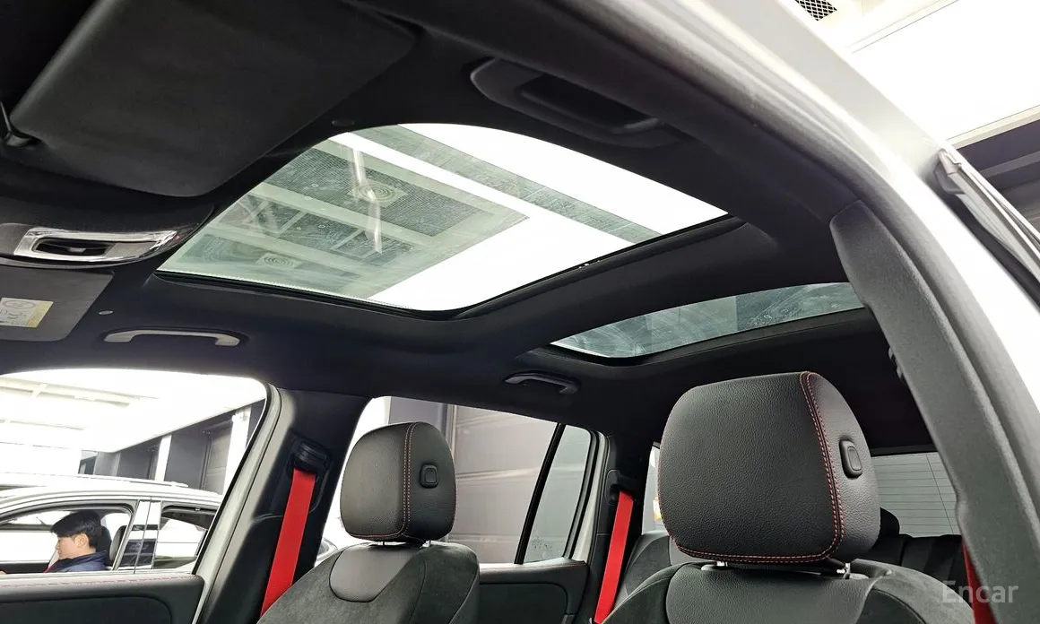 Mercedes-Benz GLB-Class 2020 AMG GLB35 4MATIC