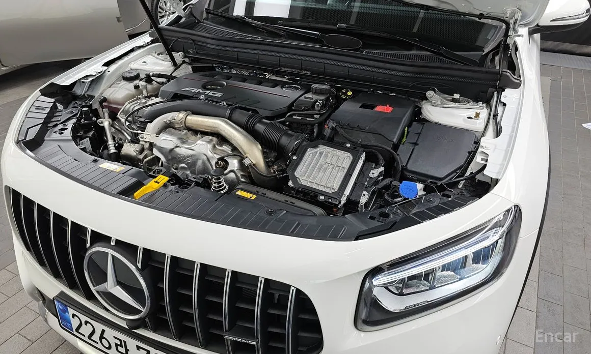 Mercedes-Benz GLB-Class 2020 AMG GLB35 4MATIC