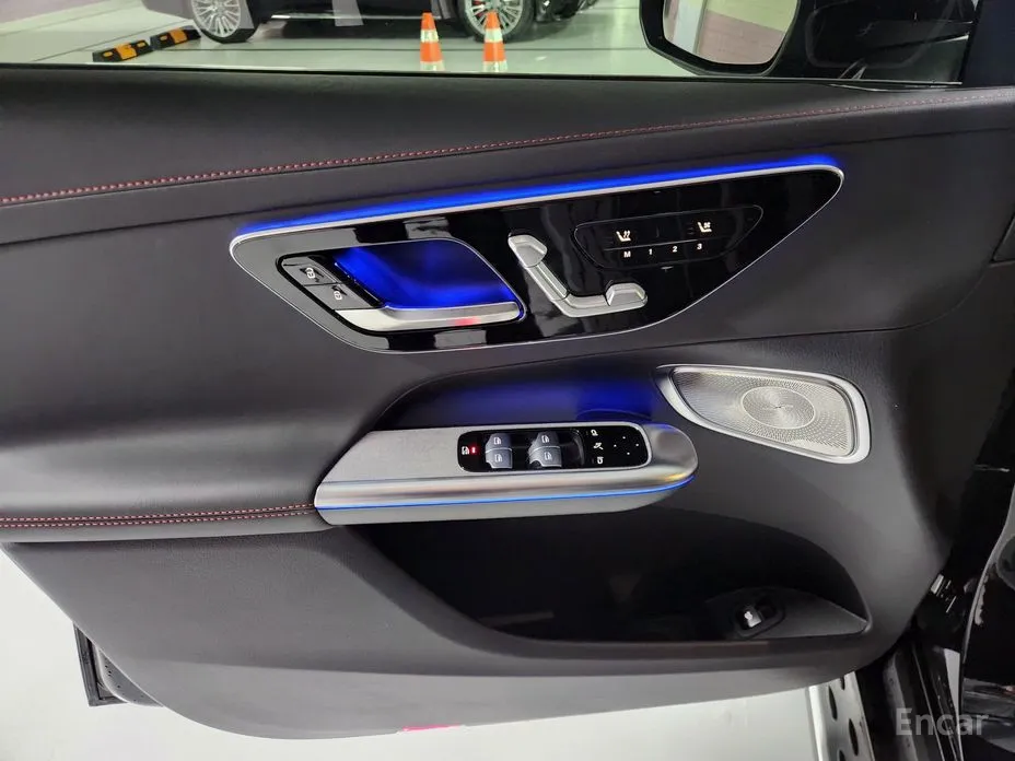 Mercedes-Benz GLC-Class 2023 AMG GLC43 4MATIC