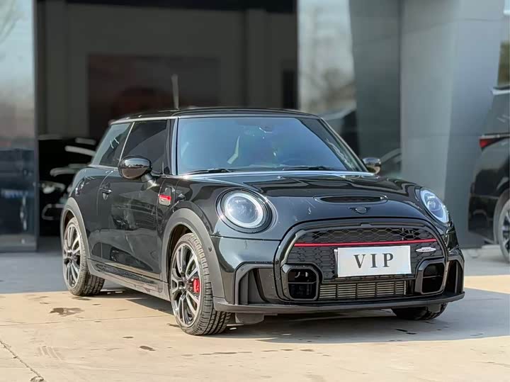 Mini Mini JCW 2023 2023款 2.0T JOHN COOPER WORKS Pat Moss纪念版