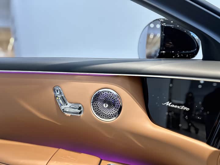 Maextro S800 2025 2025款 增程 星辉行政版 4座