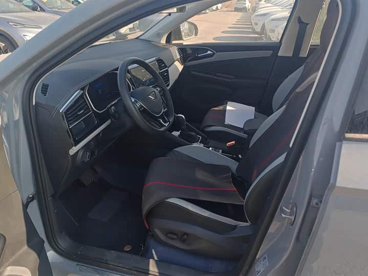 Jetta VS5 2024 2024款 280TSI 自动旗舰高光版