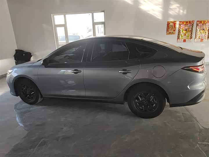 BYD Seal 05 DM-i Hybrid 2025 2025款 DM-i 智驾版 55KM豪华型