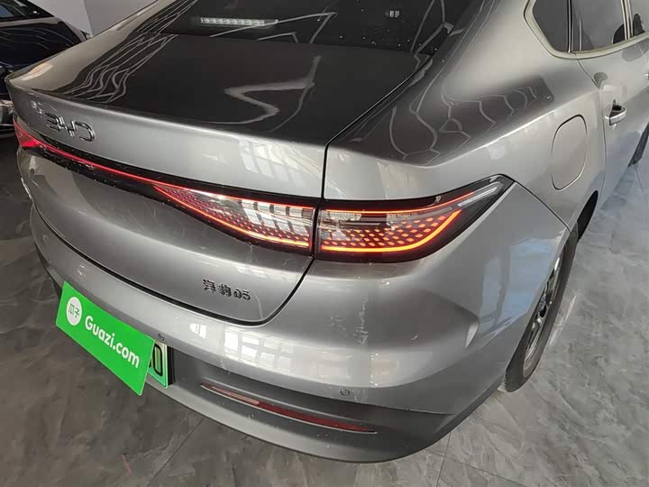 BYD Seal 05 DM-i Hybrid 2025 2025款 DM-i 智驾版 55KM豪华型