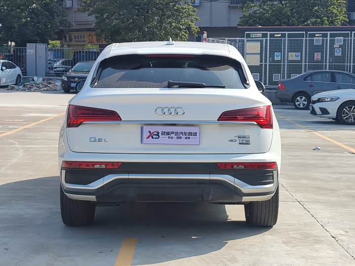 Audi Q5L Sportback 2022 2022款 40 TFSI 豪华型