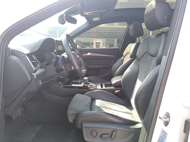 Audi Q5L Sportback 2022 2022款 40 TFSI 豪华型