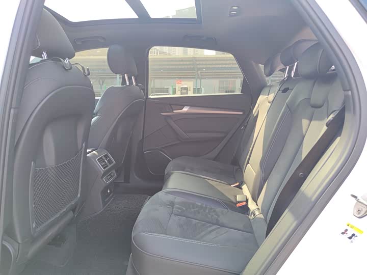 Audi Q5L Sportback 2022 2022款 40 TFSI 豪华型