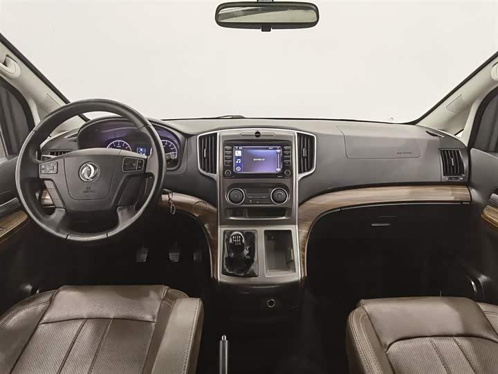 Dongfeng Forthing Lingzhi Plus 2021 2021款 2.0L 手动豪华型 7座