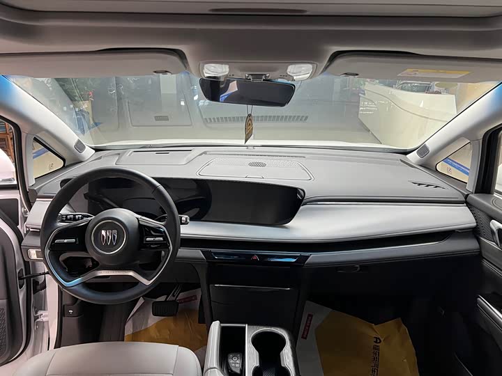 Buick GL8 ES 2025 2025款 陆尊 尊享版