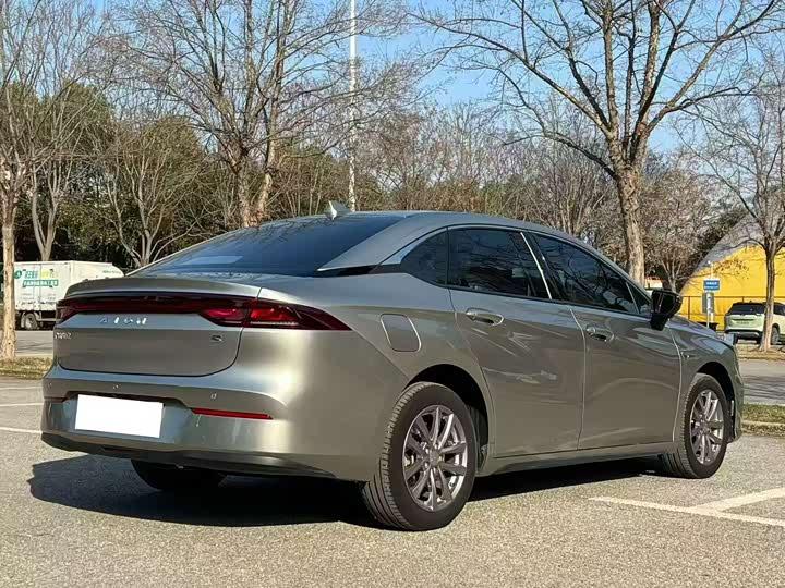 GAC Aion S 2023 2023款 魅 580 磷酸铁锂