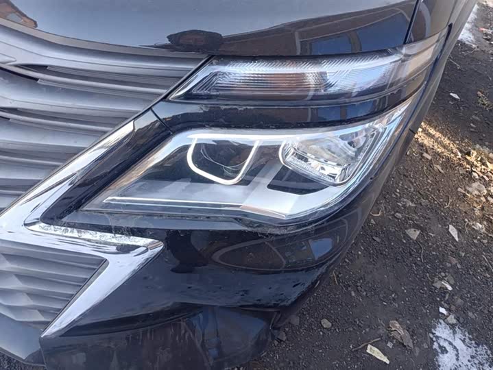 Dongfeng Forthing Lingzhi M5 2023 2023款 M5 1.6L 实用型 5座