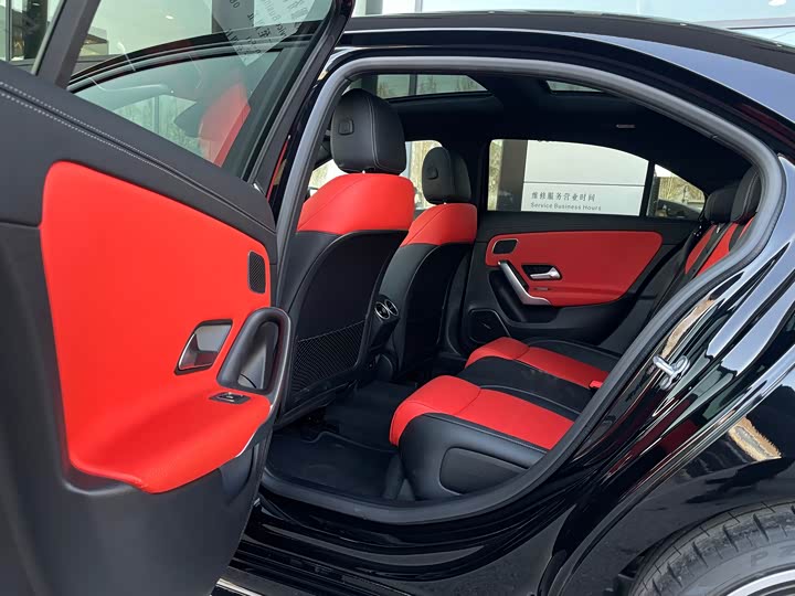 Mercedes-Benz A-Class AMG 2025 2025款 改款 AMG A 35 L 4MATIC