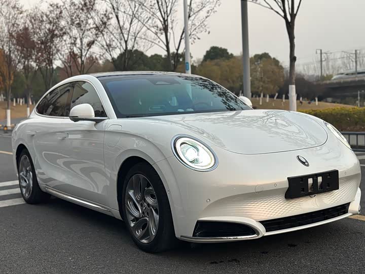 Ora Lightning Cat (07) 2022 2022款 555km 尊贵版