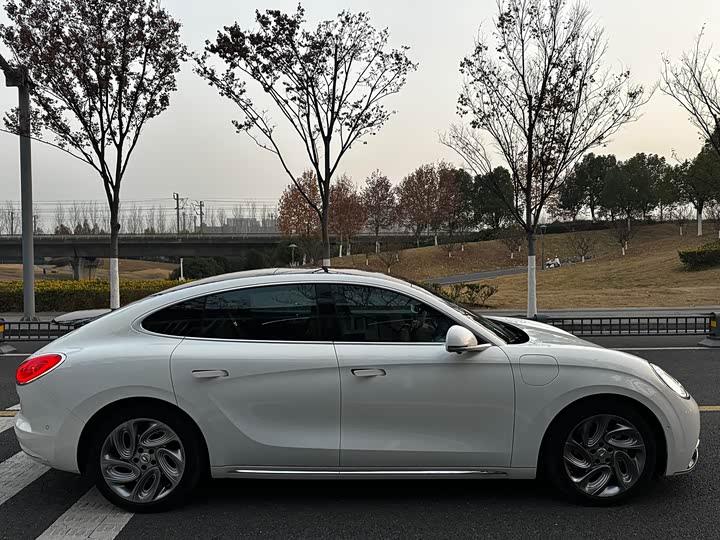 Ora Lightning Cat (07) 2022 2022款 555km 尊贵版