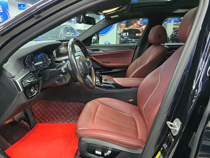 BMW 5 Series Hybrid 2022 2022款 535Le M运动套装