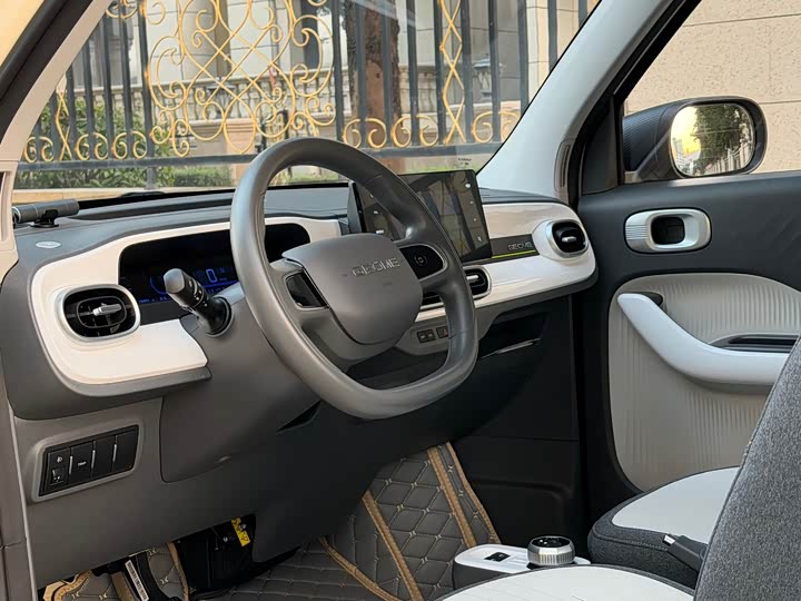 Geely Galaxy Panda Mini 2025 2025款 熊猫mini 210km 元气熊