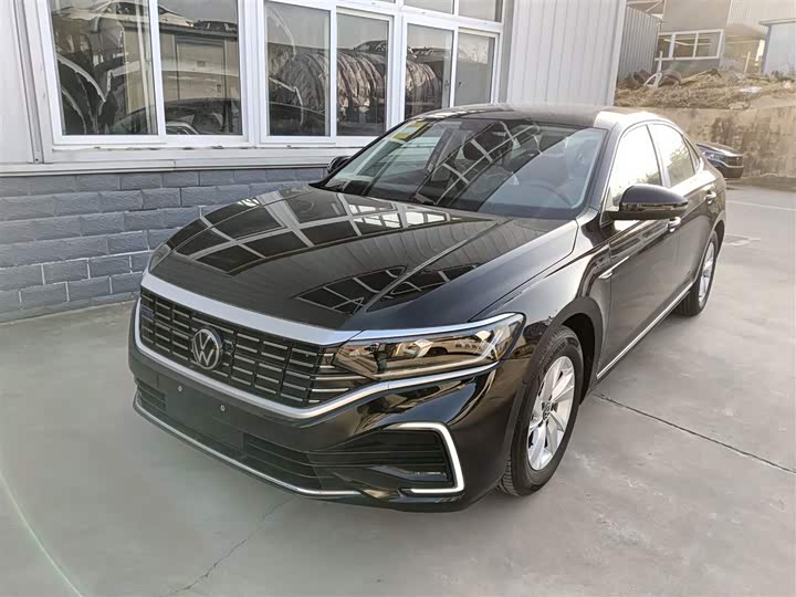 Volkswagen Passat Hybrid 2025 2025款 430PHEV 混动商务版