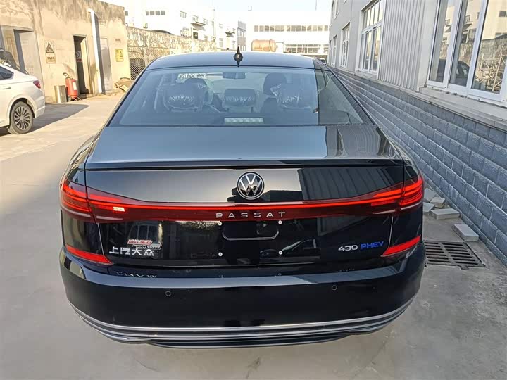 Volkswagen Passat Hybrid 2025 2025款 430PHEV 混动商务版
