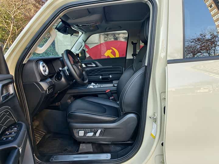 Tank 300 Hybrid 2025 2025款 Hi4-T 37.1kWh