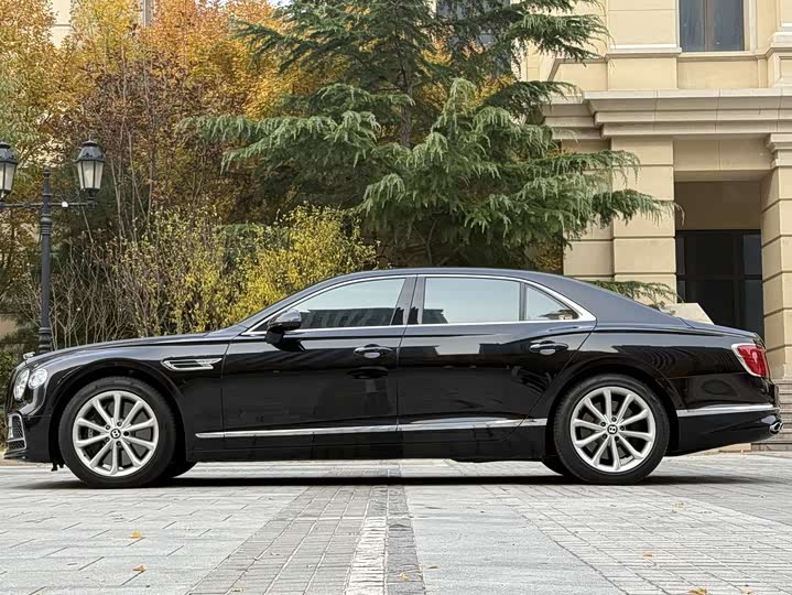 Bentley Flying Spur 2024 2024款 4.0T V8 标准版